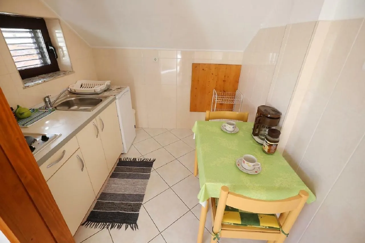 Studio Apartments Pavin Zadar