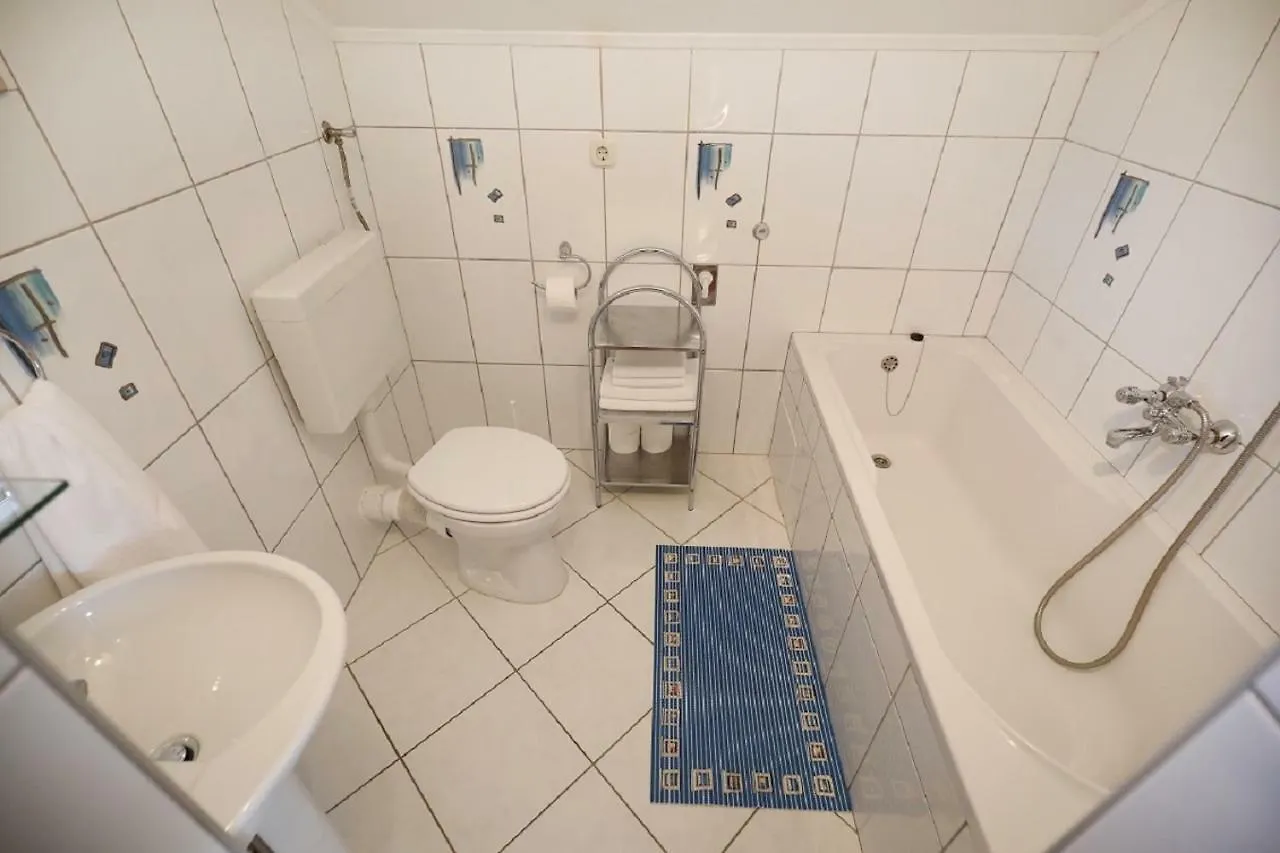 Studio Apartments Pavin Zadar