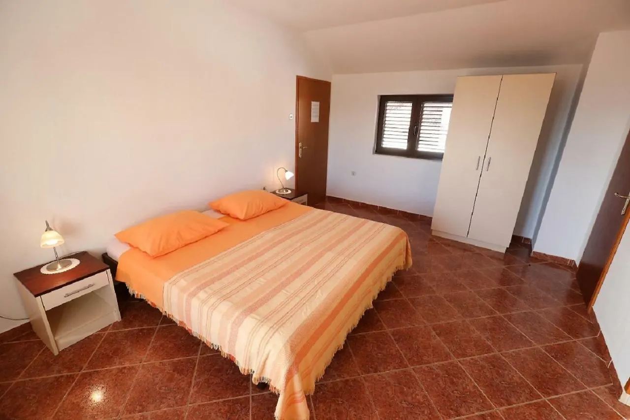Studio Apartments Pavin Zadar
