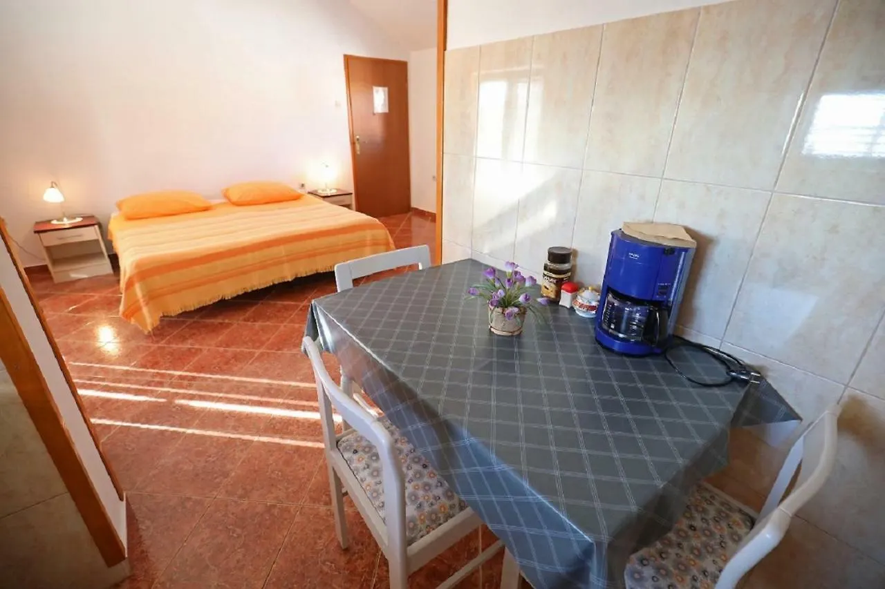 Studio Apartments Pavin Zadar Hırvatistan