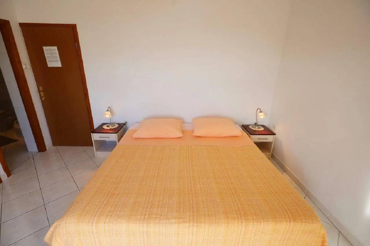 Studio Apartments Pavin Zadar Hırvatistan